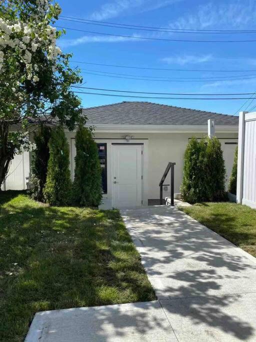 Four Bedrooms New Lovely Duplex House-1628 Vancouver Exterior photo